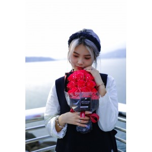 [現貨發售] Eternal Florist - 石鹼香皂永生花束21朵連禮盒 / Rose